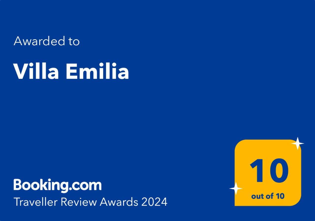 Emilia *